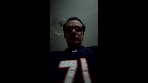 Snapshot of m536327 chatting on December 21, 7:32 pm Fantasy guy online show from December 21, 7:32 pm