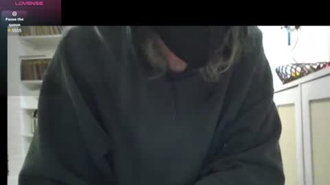 m54whrdn online show from December 30, 1:26 am