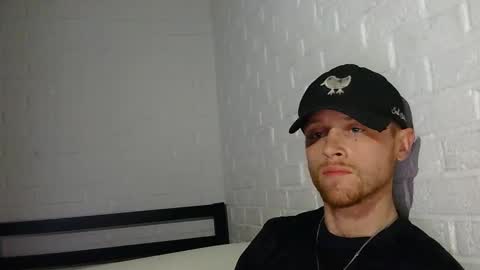 Hotandhairy online show from December 7, 5:04 am