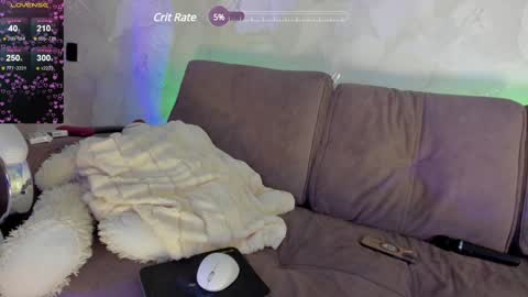 moon light online show from December 18, 2:42 am