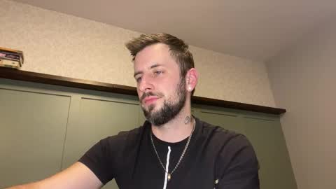 m_stephen online show from February 18, 4:41 am