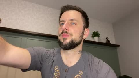 m_stephen online show from April 29, 2:59 am