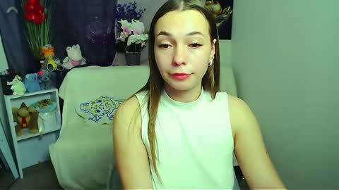 Snapshot of m_vikki chatting on May 13, 5:10 pm Vikki online show from May 13, 5:10 pm