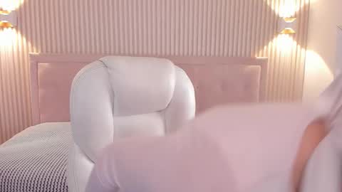 Maria online show from December 20, 7:10 pm