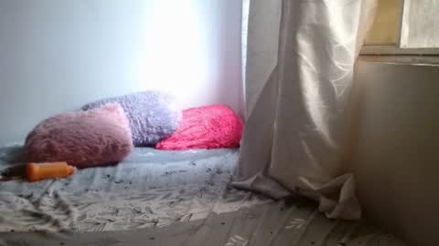 maaddy_thompson online show from March 10, 8:14 pm