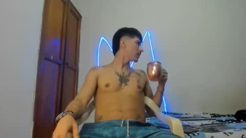 itgram pezlo josue online show from January 12, 6:02 pm