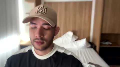 Matt De Luca online show from November 8, 4:18 pm