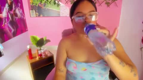 Snapshot of mabelsweet303av chatting on October 25, 8:47 pm mabelsweet303av online show from October 25, 8:47 pm