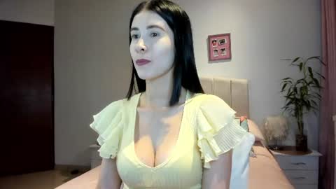 Macarena online show from June 18, 2:56 am