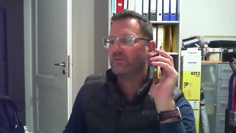 Snapshot of macfly67 chatting on November 25, 6:30 pm macfly67 online show from November 25, 6:30 pm