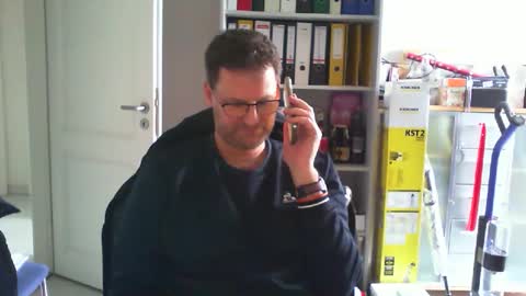 Snapshot of macfly67 chatting on February 22, 12:58 pm macfly67 online show from February 22, 12:58 pm