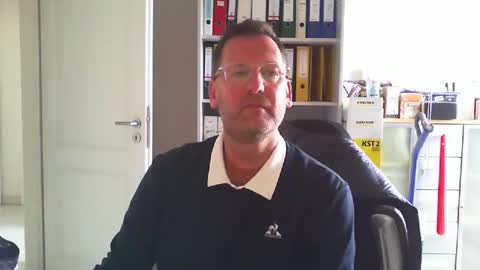Snapshot of macfly67 chatting on April 20, 1:14 pm macfly67 online show from April 20, 1:14 pm