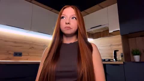 Snapshot of machelleunderdahl chatting on July 16, 10:49 pm Nicole online show from July 16, 10:49 pm