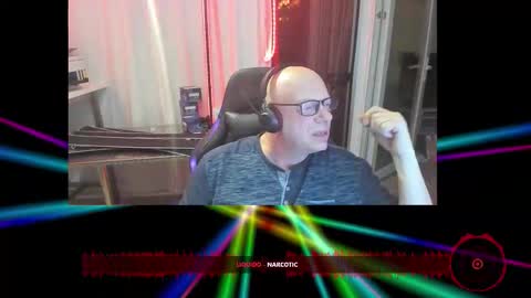 Snapshot of machinegun3dx chatting on March 6, 6:48 pm Andy online show from March 6, 6:48 pm
