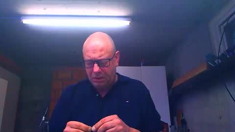 Snapshot of machinegun3dx chatting on April 4, 7:28 am Andy online show from April 4, 7:28 am