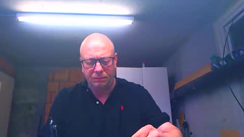 Snapshot of machinegun3dx chatting on April 15, 7:43 pm Andy online show from April 15, 7:43 pm