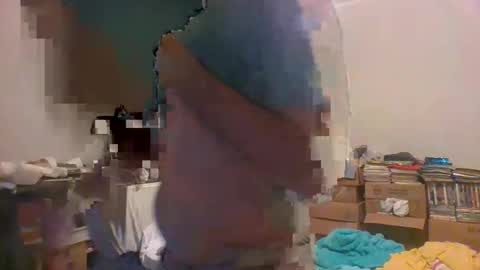 Snapshot of machoalex chatting on October 27, 6:17 am MACHOLIVRE online show from October 27, 6:17 am