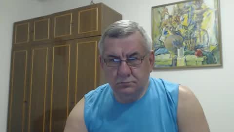 Macho online show from November 10, 10:42 pm