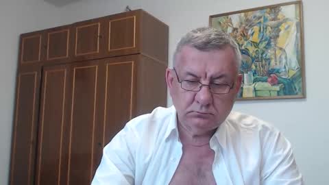 Snapshot of machomale3 chatting on May 19, 3:29 pm Macho online show from May 19, 3:29 pm
