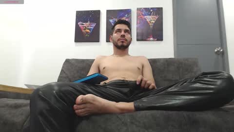 instagram mackdanielsx online show from February 18, 8:27 pm