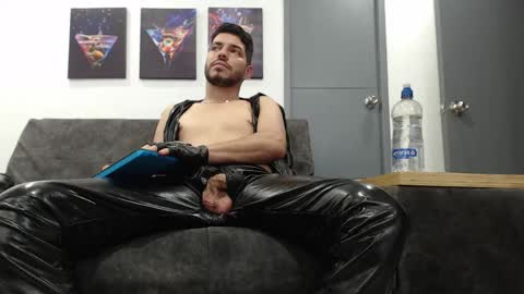 instagram mackdanielsx online show from April 29, 9:54 pm
