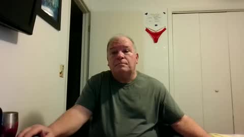 mackdocc001 online show from December 19, 3:30 pm