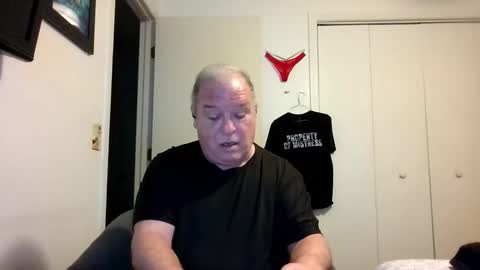 mackdocc001 online show from January 14, 4:34 pm