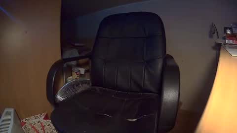 Snapshot of mackenss20 chatting on January 8, 10:04 am Makan online show from January 8, 10:04 am