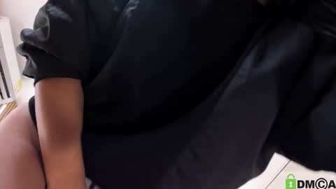 Mackenzie online show from October 9, 4:21 am