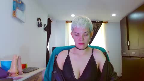 Noah Askew online show from February 26, 5:23 pm