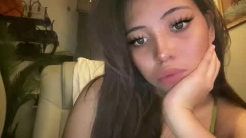 Maceey online show from February 5, 3:49 pm