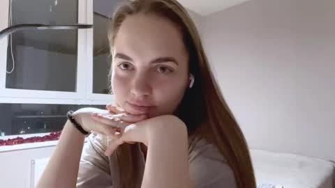 Alice online show from December 16, 3:17 pm