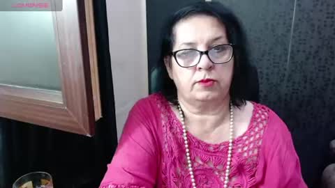 Snapshot of madam_sanjanne chatting on July 12, 3:41 am Madam Sanjanne online show from July 12, 3:41 am