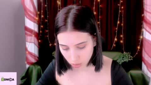 Snapshot of madam_ulis chatting on December 27, 2:22 pm Ulis online show from December 27, 2:22 pm