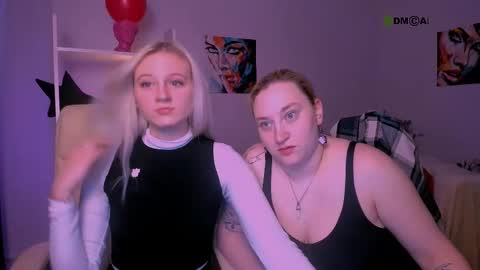 Snapshot of madam_ulis chatting on February 20, 10:16 am Ulis online show from February 20, 10:16 am