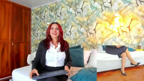 Snapshot of madame_angelic_1 chatting on June 5, 6:52 am Madam Angelic online show from June 5, 6:52 am