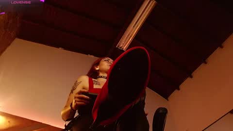 madame ibby online show from November 4, 1:43 pm