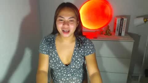 Snapshot of madame_ivy chatting on June 23, 8:56 am Ivy online show from June 23, 8:56 am