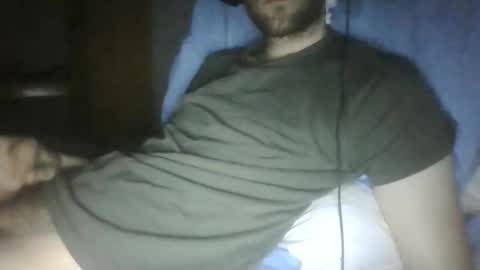 Snapshot of madamebitchslut chatting on June 2, 2:35 am ItalianVirgin95 online show from June 2, 2:35 am