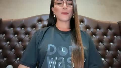 Alison Kloss online show from May 18, 4:18 am