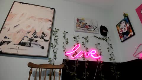 Snapshot of maddi_avalon chatting on February 27, 1:48 am Maddi Avalon online show from February 27, 1:48 am