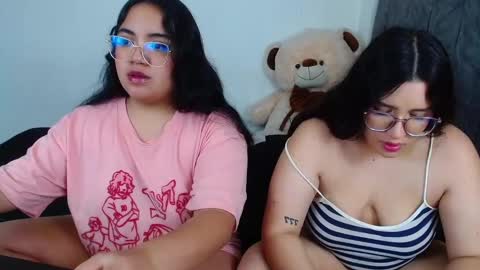 Maddie and Chelsea online show from January 6, 2:58 am