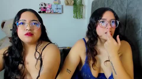 Maddie and Chelsea online show from September 28, 9:31 pm