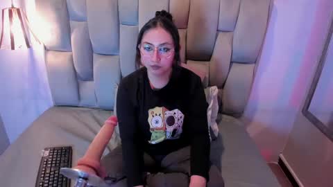 Snapshot of maddie_lesyouxxx chatting on May 30, 12:35 pm Madie online show from May 30, 12:35 pm