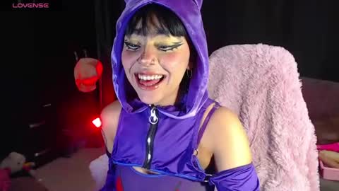 maddiie and clyde online show from June 24, 3:38 am