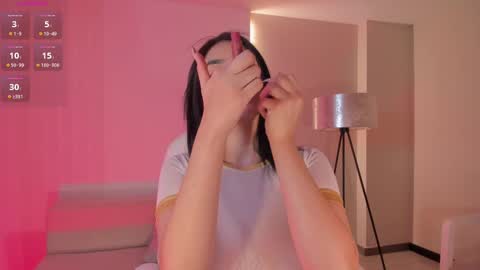 Snapshot of maddisonlowe chatting on February 16, 6:54 am Maddison online show from February 16, 6:54 am