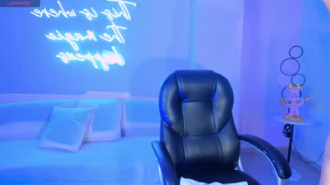 Snapshot of maddisonlowe chatting on March 2, 11:09 pm Maddison online show from March 2, 11:09 pm