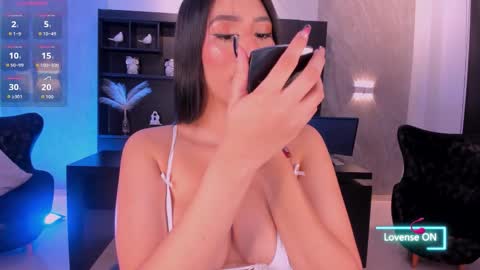 Snapshot of maddisonlowe chatting on September 21, 3:52 am Maddison online show from September 21, 3:52 am