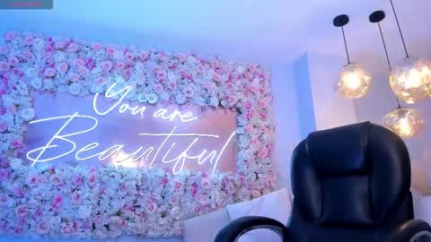 Maddison online show from January 7, 3:53 am