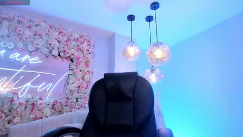 Maddison online show from January 8, 3:20 am